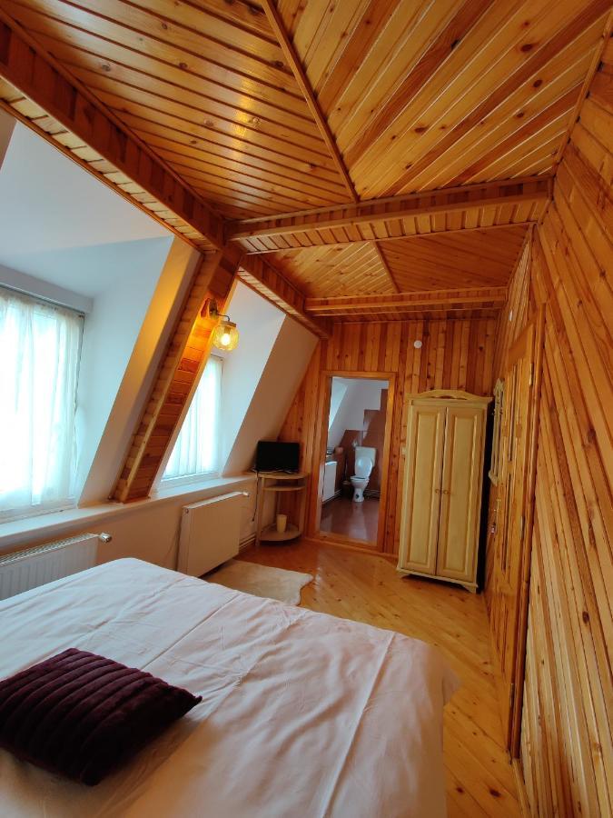 Castle Gate Hotel Bran  Buitenkant foto